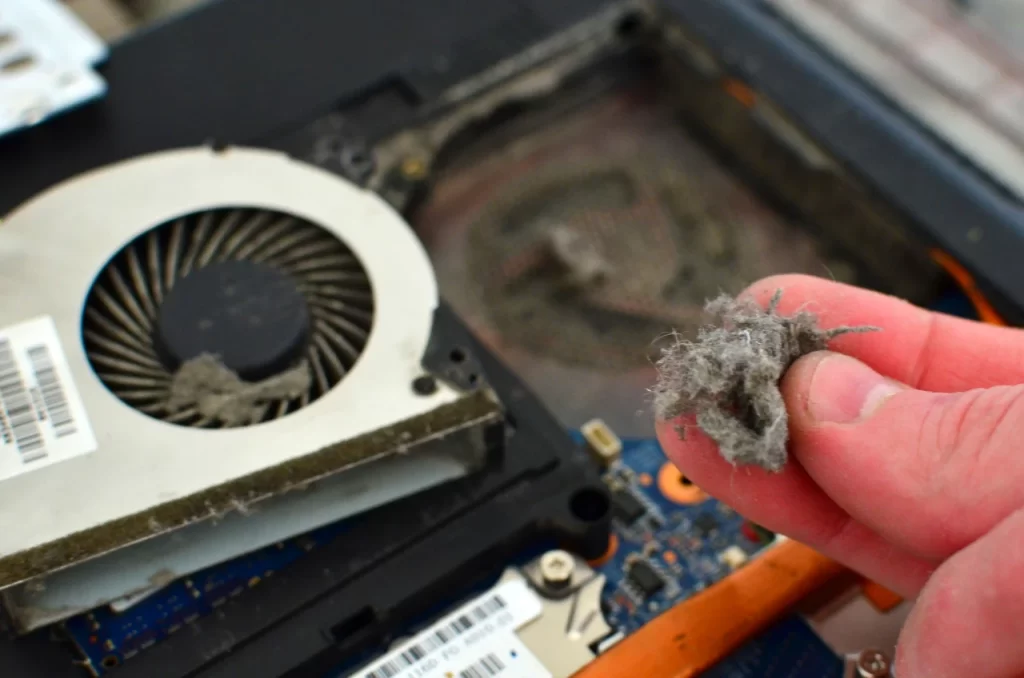 Desmontagem, Montagem, Limpeza peça a peça, Troca de pasta termica e condicionamento do cooler.